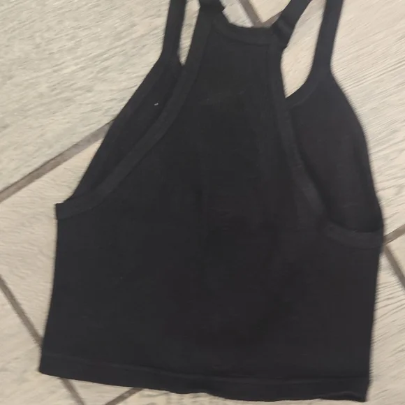 FP Movement Free People Black Ribbed Crop Tank Top Size XS | Seamless fp219 - Picture 5 of 5